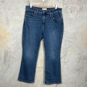 Madewell Curvy Kick Out Dark Blue Jeans